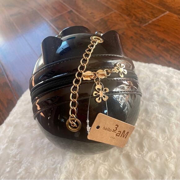 Hello 3M USA Piggy Shoulder Bag Black with Gold Chain NWT - Picture 11 of 12